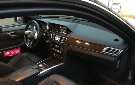Mercedes-Benz E-Класс, 2014 год, 1 930 000 рублей, 10 фотография