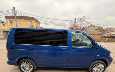 Volkswagen Caravelle T5, 2005 год, 1 100 000 рублей, 8 фотография