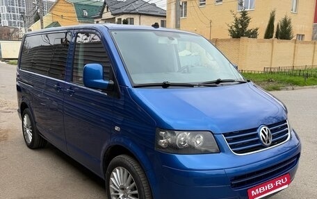 Volkswagen Caravelle T5, 2005 год, 1 100 000 рублей, 9 фотография