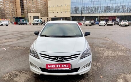 Hyundai Solaris II рестайлинг, 2015 год, 1 050 000 рублей, 6 фотография