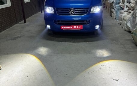 Volkswagen Caravelle T5, 2005 год, 1 100 000 рублей, 26 фотография