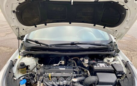 Hyundai Solaris II рестайлинг, 2015 год, 1 050 000 рублей, 12 фотография