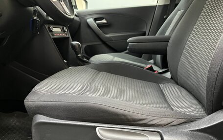 Volkswagen Polo VI (EU Market), 2012 год, 900 000 рублей, 10 фотография