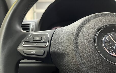 Volkswagen Polo VI (EU Market), 2012 год, 900 000 рублей, 14 фотография