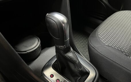 Volkswagen Polo VI (EU Market), 2012 год, 900 000 рублей, 17 фотография