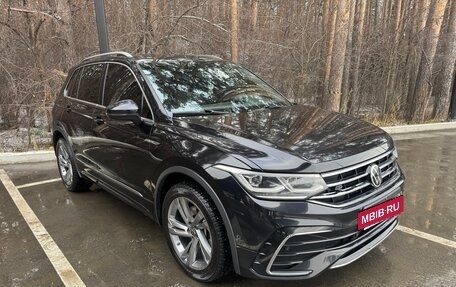 Volkswagen Tiguan II, 2021 год, 3 250 000 рублей, 2 фотография