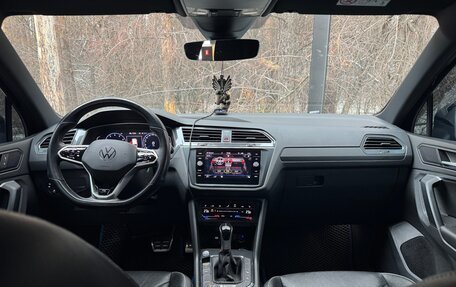 Volkswagen Tiguan II, 2021 год, 3 250 000 рублей, 17 фотография