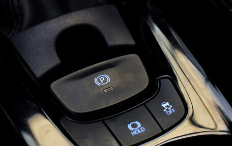 Toyota C-HR I рестайлинг, 2019 год, 2 600 000 рублей, 8 фотография