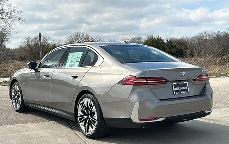 BMW 5 серия, 2025 год, 9 291 822 рублей, 6 фотография