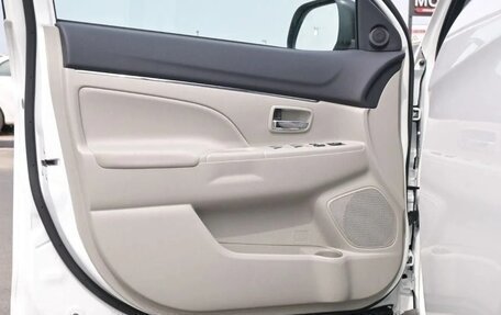 Mitsubishi ASX I рестайлинг, 2024 год, 2 400 000 рублей, 21 фотография