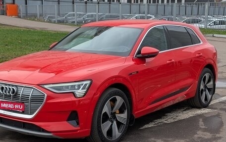 Audi e-tron I, 2021 год, 4 100 000 рублей, 1 фотография