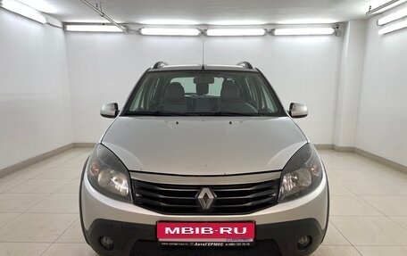 Renault Sandero I, 2014 год, 649 000 рублей, 2 фотография