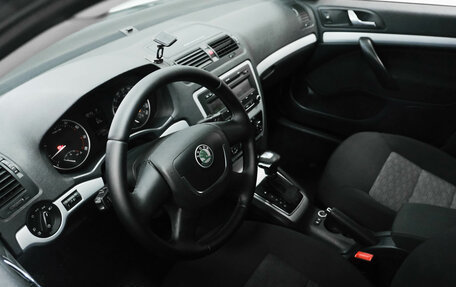 Skoda Octavia, 2011 год, 900 000 рублей, 9 фотография