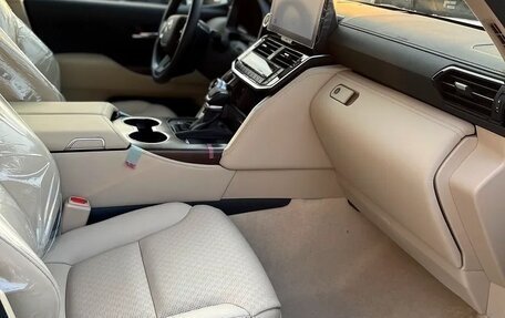 Toyota Land Cruiser, 2025 год, 12 870 000 рублей, 6 фотография