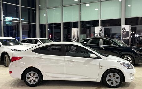 Hyundai Solaris II рестайлинг, 2015 год, 1 019 000 рублей, 3 фотография