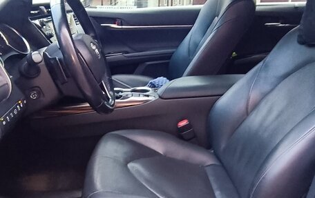 Toyota Camry, 2021 год, 3 500 000 рублей, 5 фотография