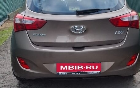 Hyundai i30 II рестайлинг, 2012 год, 1 000 000 рублей, 5 фотография