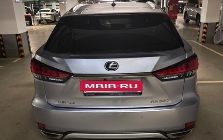 Lexus RX IV рестайлинг, 2021 год, 6 190 000 рублей, 7 фотография