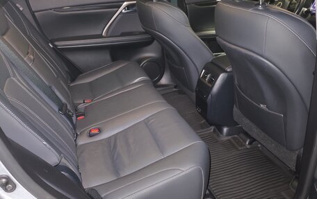 Lexus RX IV рестайлинг, 2021 год, 6 190 000 рублей, 9 фотография