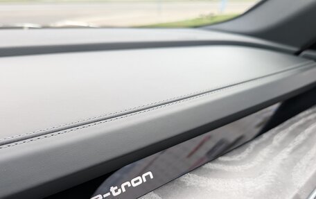 Audi e-tron I, 2021 год, 4 100 000 рублей, 25 фотография