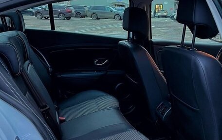 Renault Fluence I, 2012 год, 900 000 рублей, 8 фотография