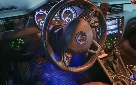 Skoda Octavia, 2018 год, 1 850 000 рублей, 6 фотография