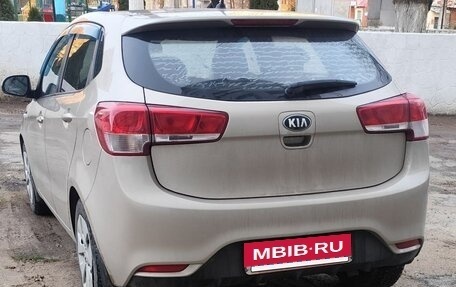 KIA Rio III рестайлинг, 2015 год, 800 000 рублей, 7 фотография