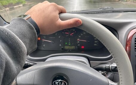 KIA Magentis I, 2005 год, 400 000 рублей, 8 фотография