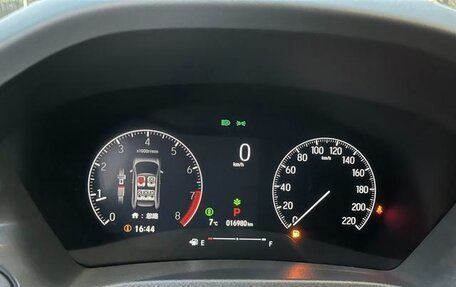 Honda Vezel, 2024 год, 2 070 000 рублей, 11 фотография