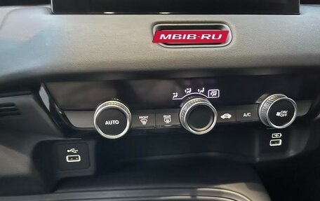 Honda Vezel, 2024 год, 2 070 000 рублей, 13 фотография