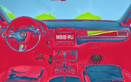 Volkswagen Touareg III, 2012 год, 1 535 000 рублей, 12 фотография