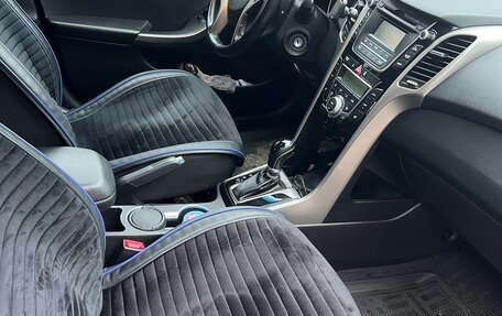 Hyundai i30 II рестайлинг, 2015 год, 1 300 000 рублей, 6 фотография