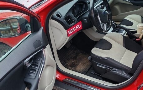 Volvo V40 Cross Country I, 2014 год, 1 500 000 рублей, 10 фотография