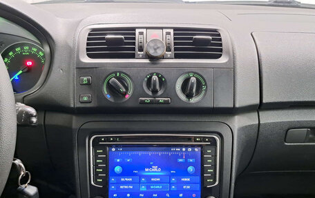 Skoda Fabia II, 2013 год, 732 000 рублей, 19 фотография