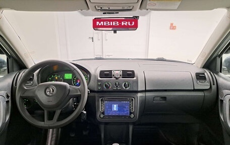 Skoda Fabia II, 2013 год, 732 000 рублей, 18 фотография