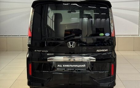 Honda Stepwgn IV, 2015 год, 1 893 000 рублей, 5 фотография