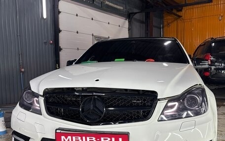 Mercedes-Benz C-Класс, 2011 год, 1 800 000 рублей, 4 фотография