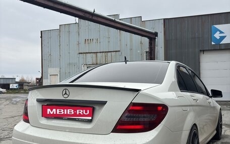 Mercedes-Benz C-Класс, 2011 год, 1 800 000 рублей, 3 фотография