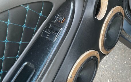 Toyota Avensis III рестайлинг, 1998 год, 350 000 рублей, 11 фотография