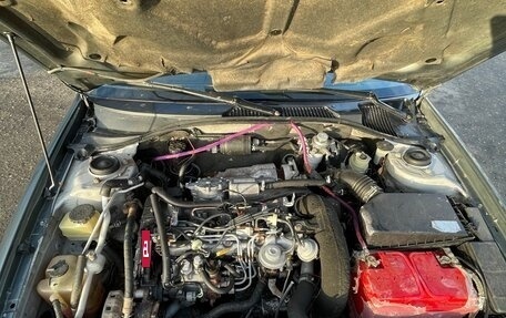 Toyota Avensis III рестайлинг, 1998 год, 350 000 рублей, 10 фотография