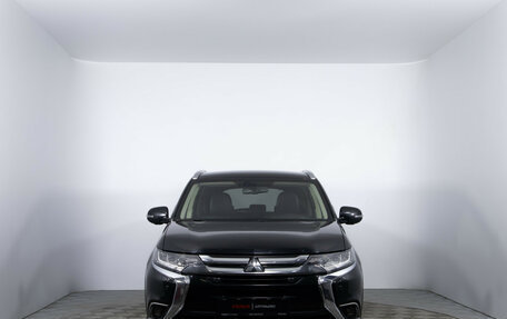 Mitsubishi Outlander III рестайлинг 3, 2018 год, 2 070 000 рублей, 2 фотография