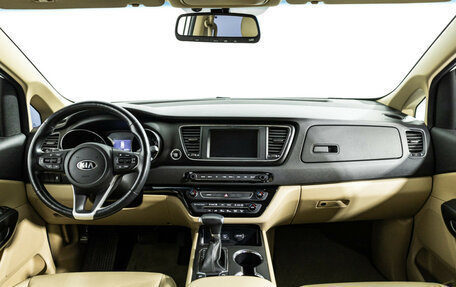 KIA Carnival III, 2020 год, 3 150 000 рублей, 13 фотография