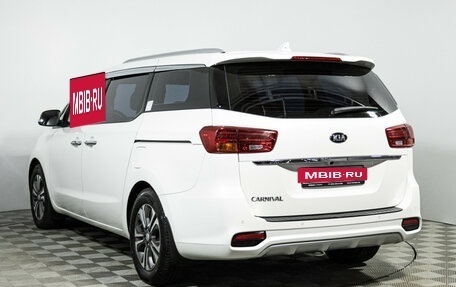 KIA Carnival III, 2020 год, 3 150 000 рублей, 7 фотография