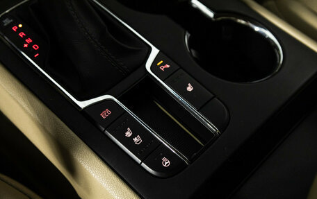 KIA Carnival III, 2020 год, 3 150 000 рублей, 22 фотография