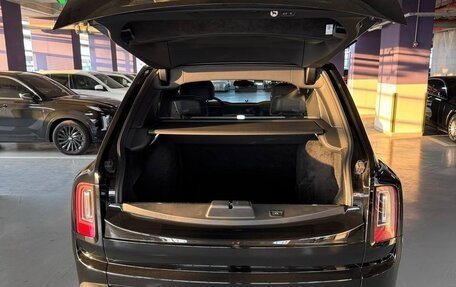 Rolls-Royce Cullinan, 2025 год, 76 400 000 рублей, 6 фотография