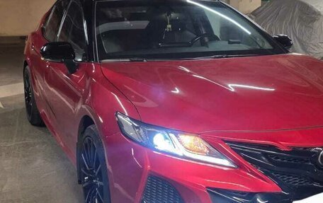 Toyota Camry, 2021 год, 3 050 000 рублей, 2 фотография