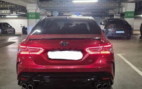 Toyota Camry, 2021 год, 3 050 000 рублей, 10 фотография