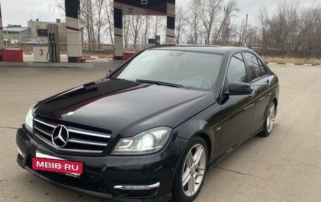 Mercedes-Benz C-Класс, 2011 год, 1 350 000 рублей, 2 фотография
