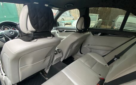 Mercedes-Benz C-Класс, 2011 год, 1 350 000 рублей, 7 фотография