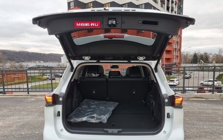 Toyota Highlander, 2025 год, 5 850 000 рублей, 30 фотография